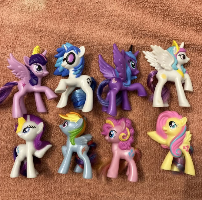 Huge collection of over 150 My Little Pony figures & plushies