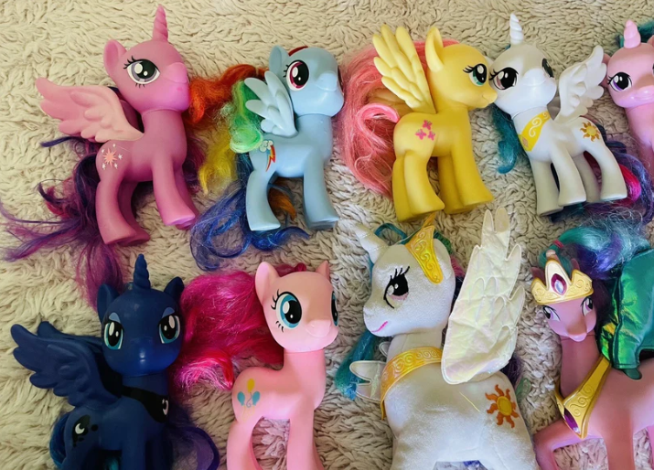 Huge collection of over 150 My Little Pony figures & plushies