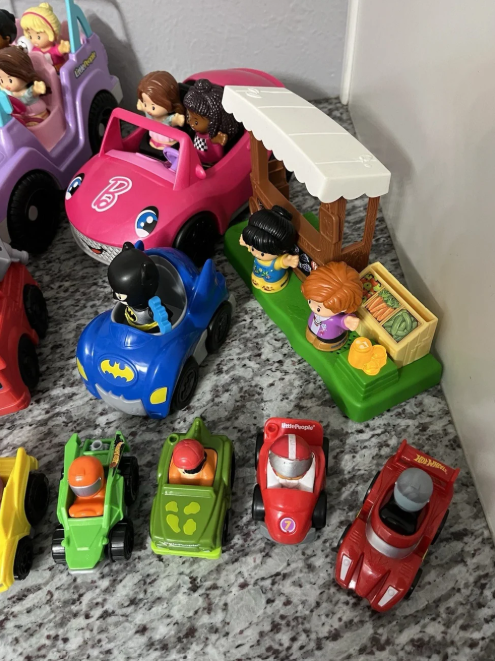 Huge Lot of 225 Fisher Price Little People Animals Disney Princess Barbie