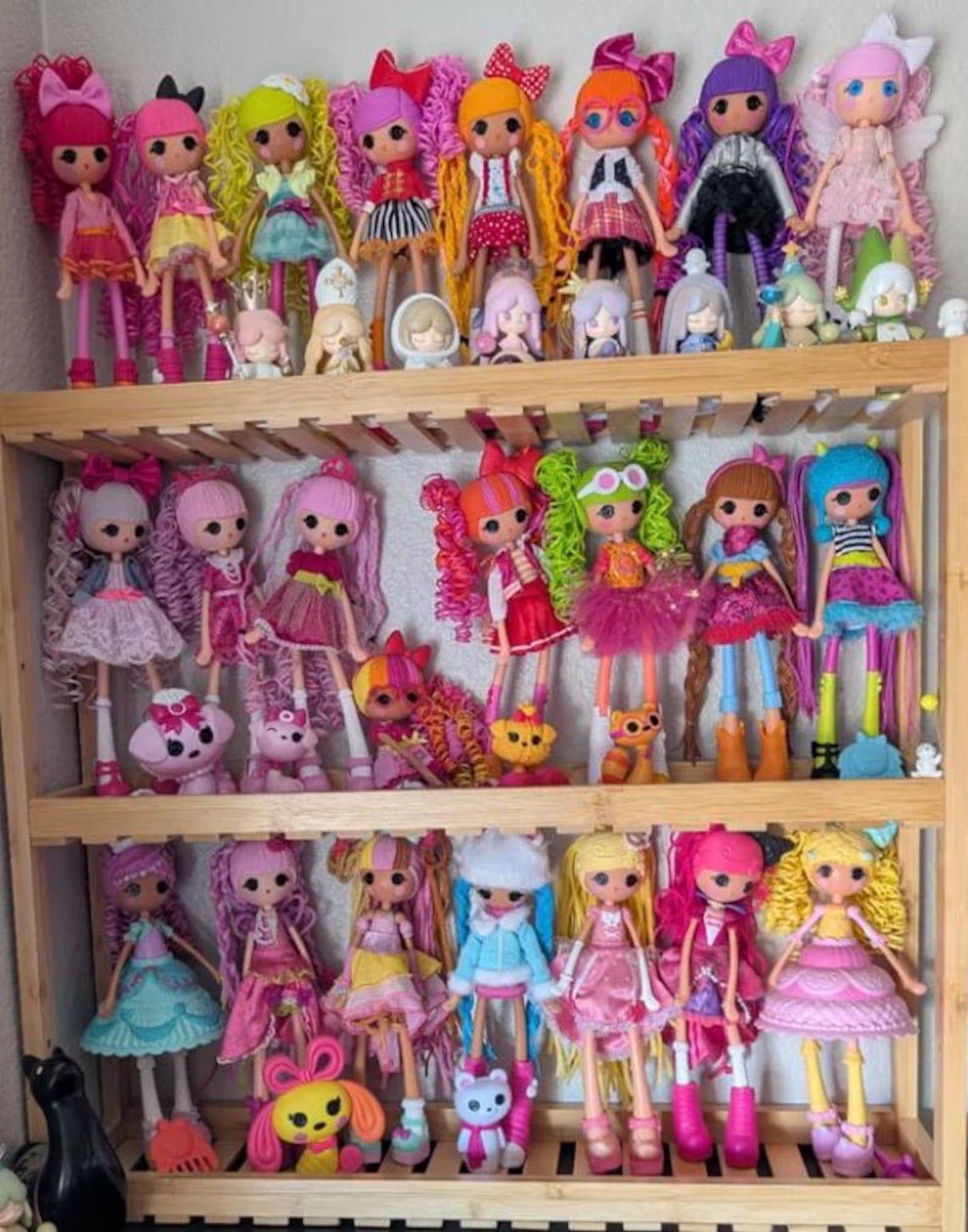 Huge Lalaloopsy Doll Lot – 100+ Vintage MGA Dolls – Big Sisters, Littles & Minis – Rare Complete Collection