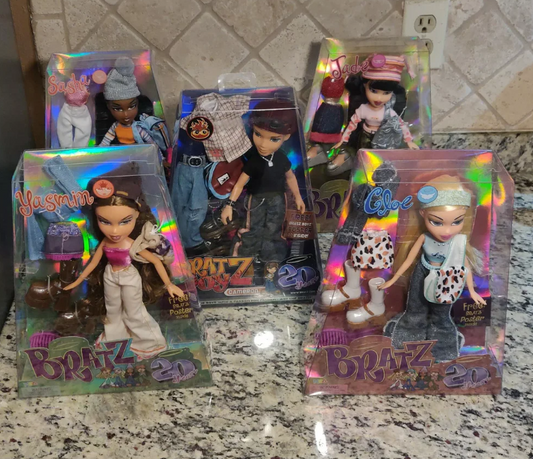 Bratz Complete Collector Set – 5 Dolls (Sasha, Chloe, Jade, Yasmin & Cameron) – Rare Full Collection